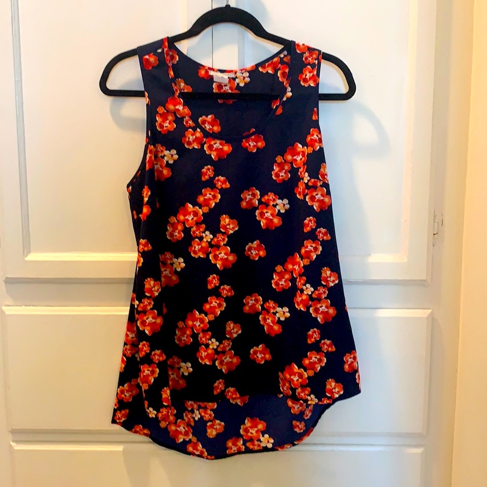 Halogen medium cherry blossom sleeveless blouse
